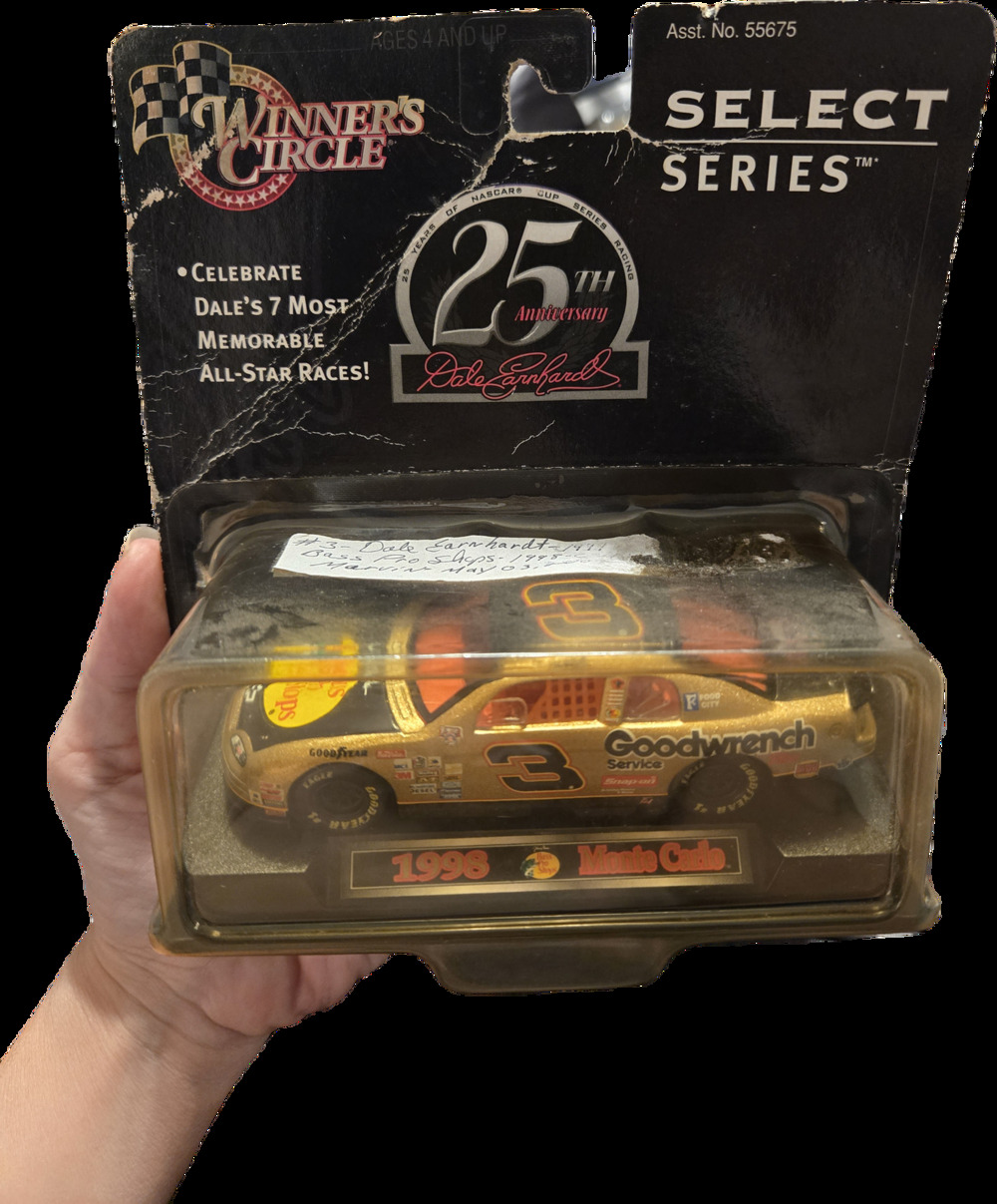 Dale Earnhardt 3 Bass Gold 25th Anniversary Select Series 1998 Monte Carlo 1:43